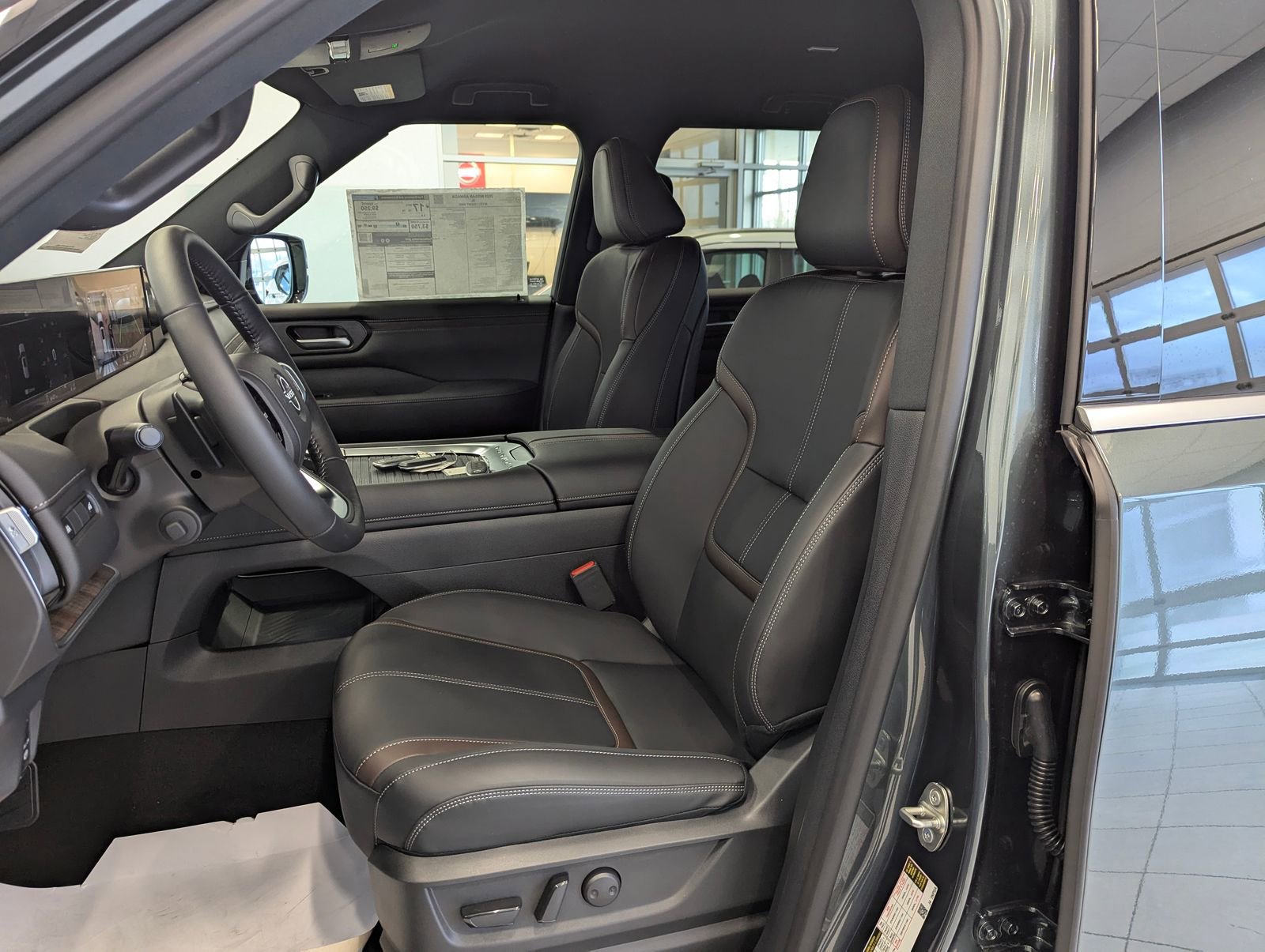 New 2025 Nissan Armada SL w/ Captain's Chari Seat Package image 9