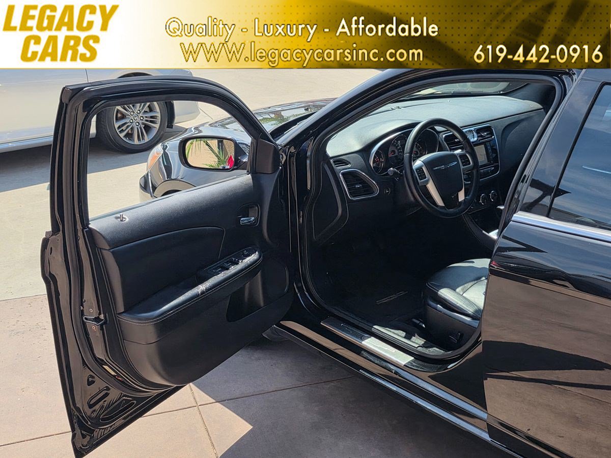Used 2012 Chrysler 200 Limited FWD image 49