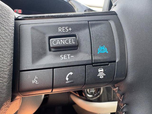 Certified 2026 Nissan Pathfinder SL AWD/4WD image 18