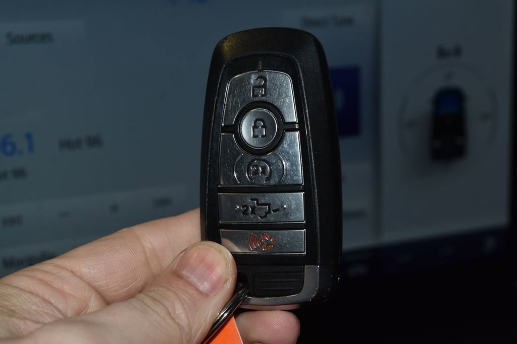 Used 2022 Ford F150 Platinum w/ Equipment Group 701A High image 20