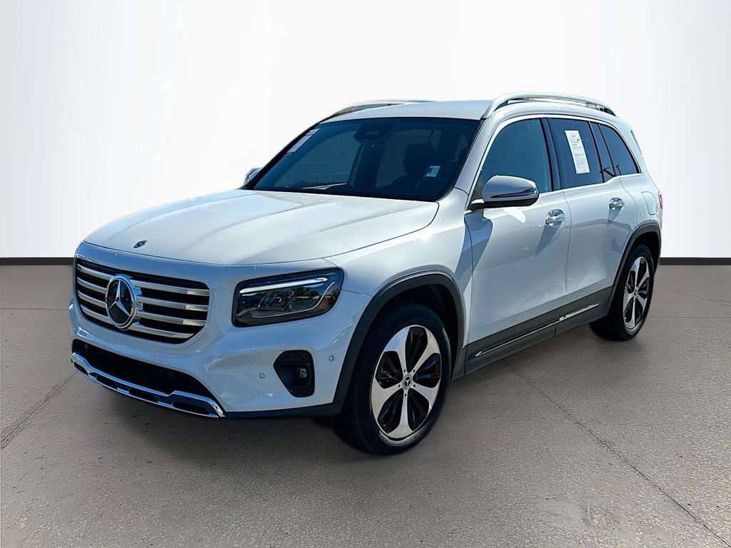 Used 2024 Mercedes-Benz GLB 250 image 3