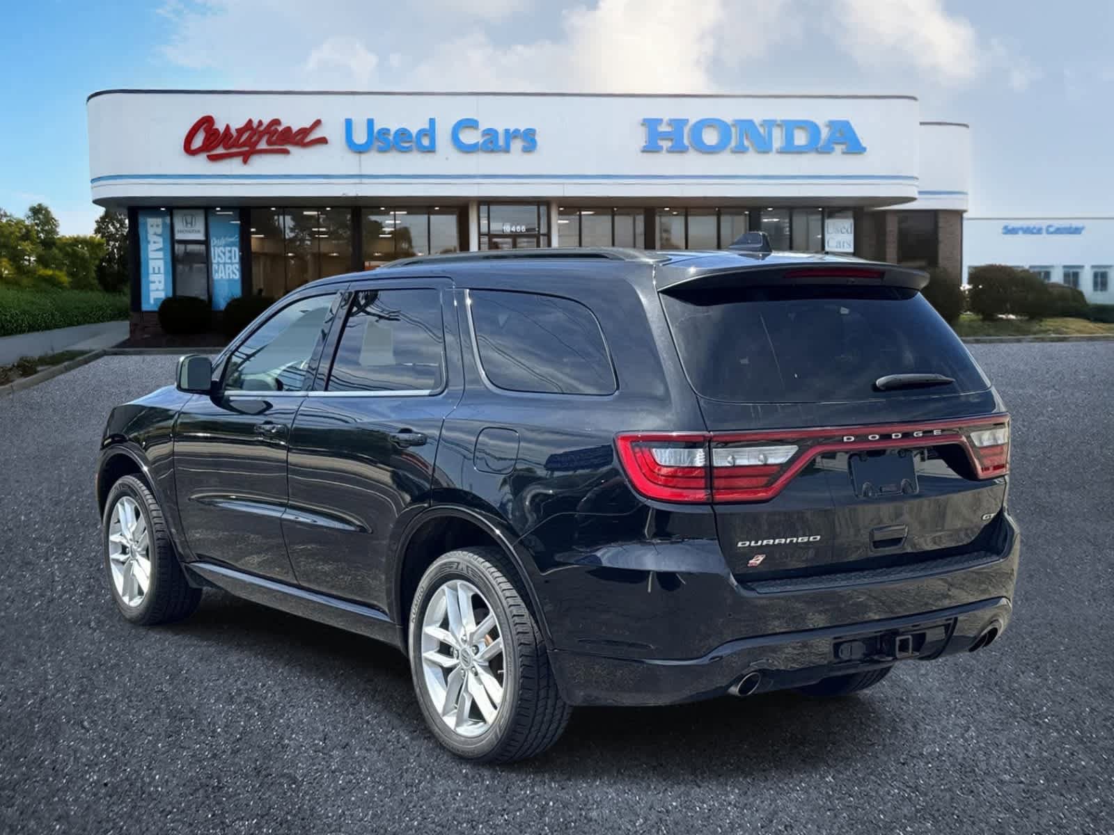 Used 2022 Dodge Durango GT AWD/4WD image 3