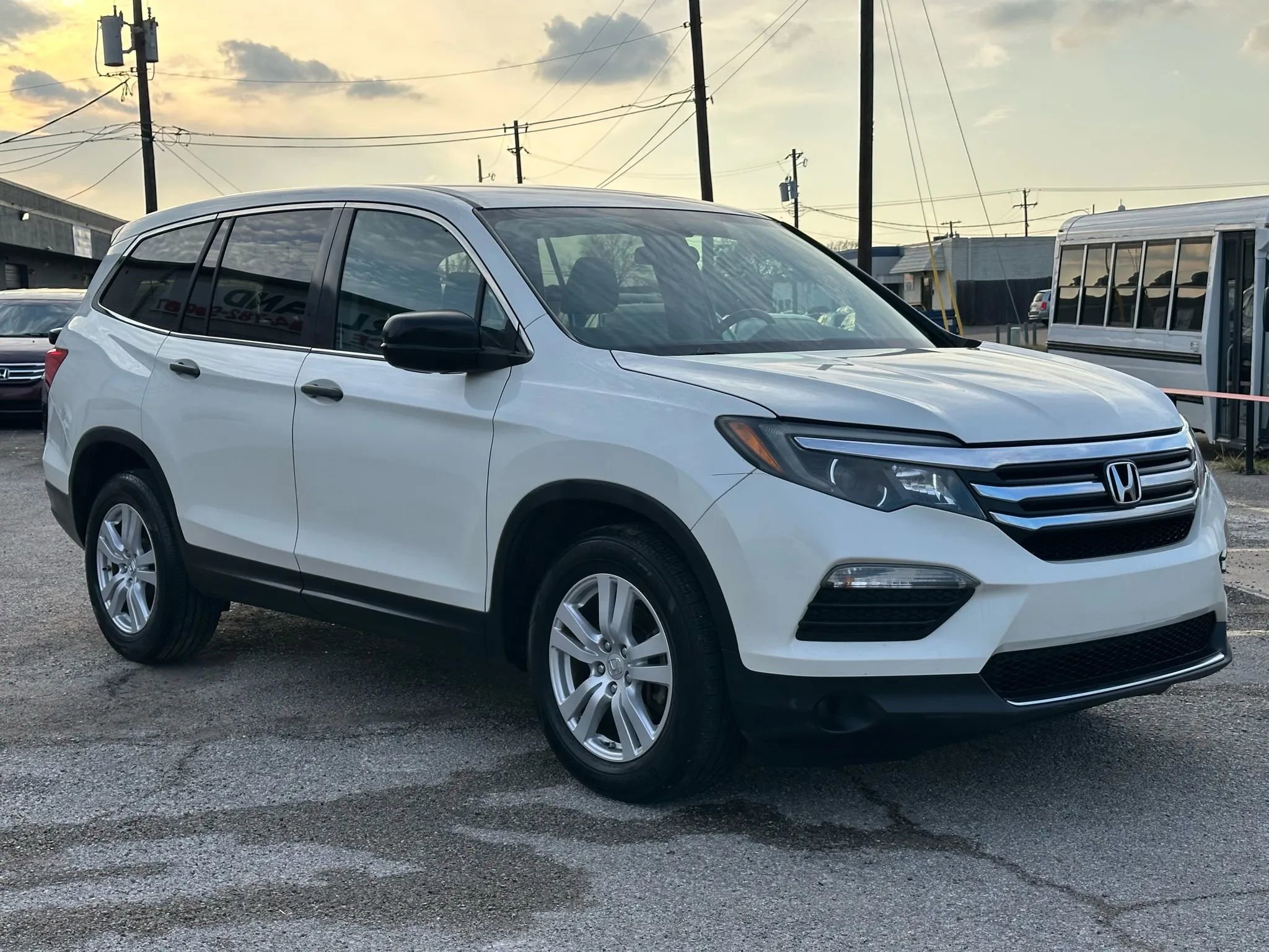 Used 2016 Honda Pilot LX image 9