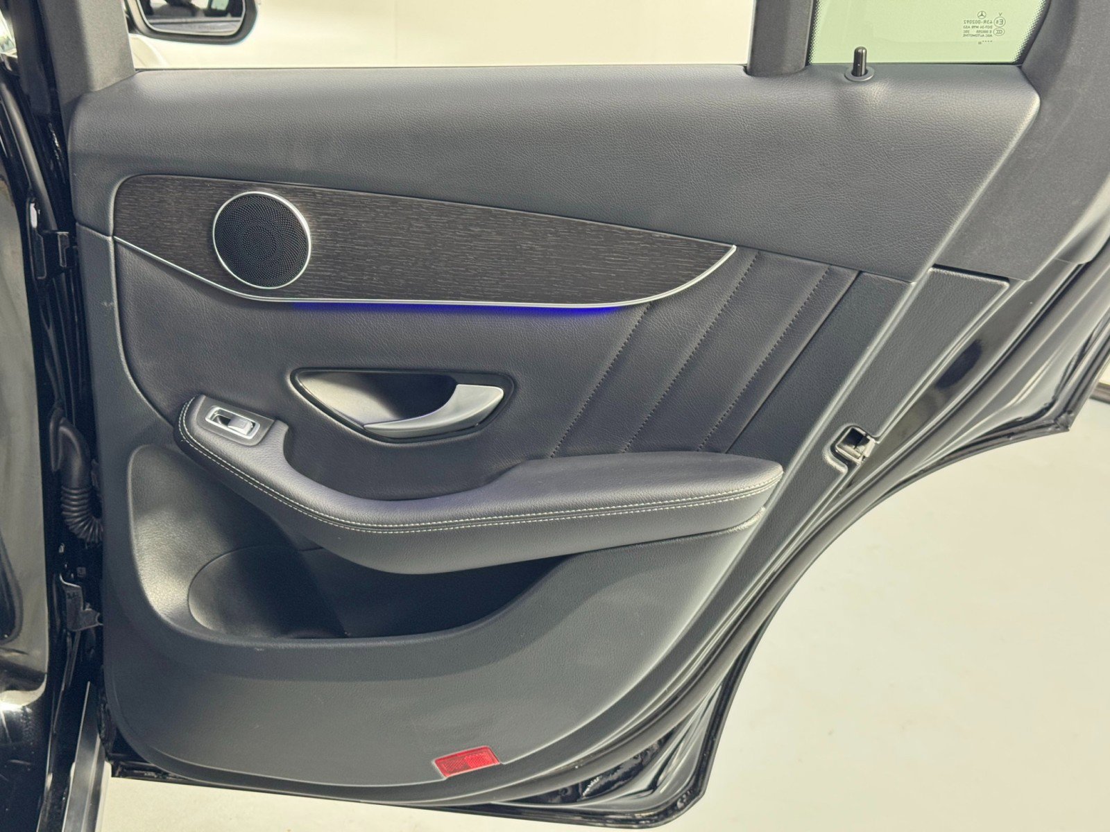 Used 2022 Mercedes-Benz GLC 300 4MATIC w/ AMG Line image 42