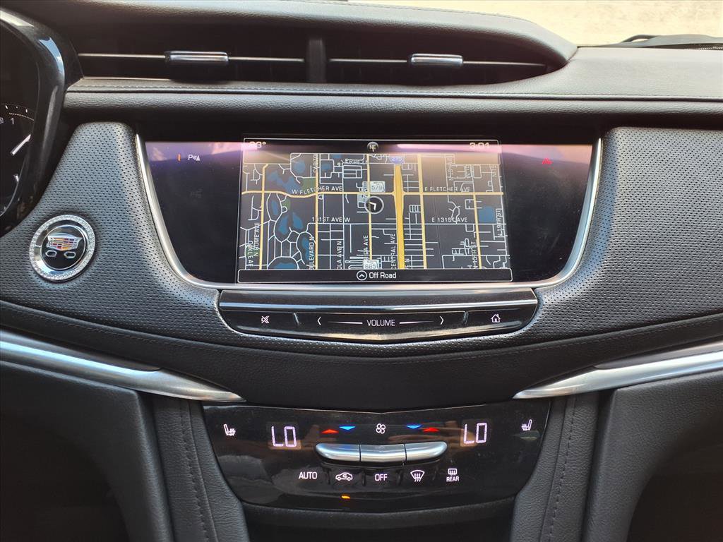 Used 2017 Cadillac XT5 Luxury w/ Driver Awareness Package FWD image 23