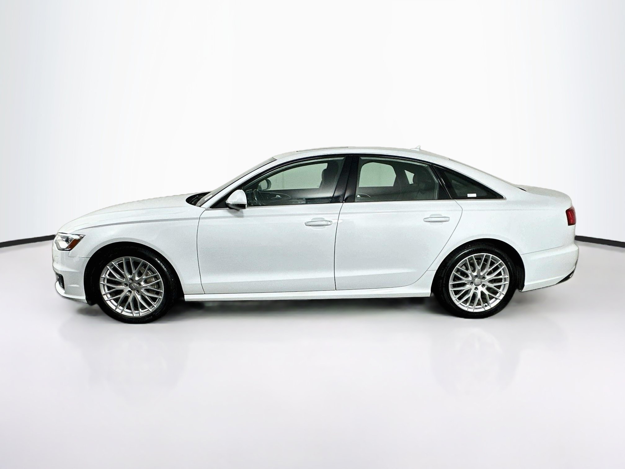Used 2016 Audi A6 2.0T Premium Plus w/ Premium Plus Package AWD/4WD image 4