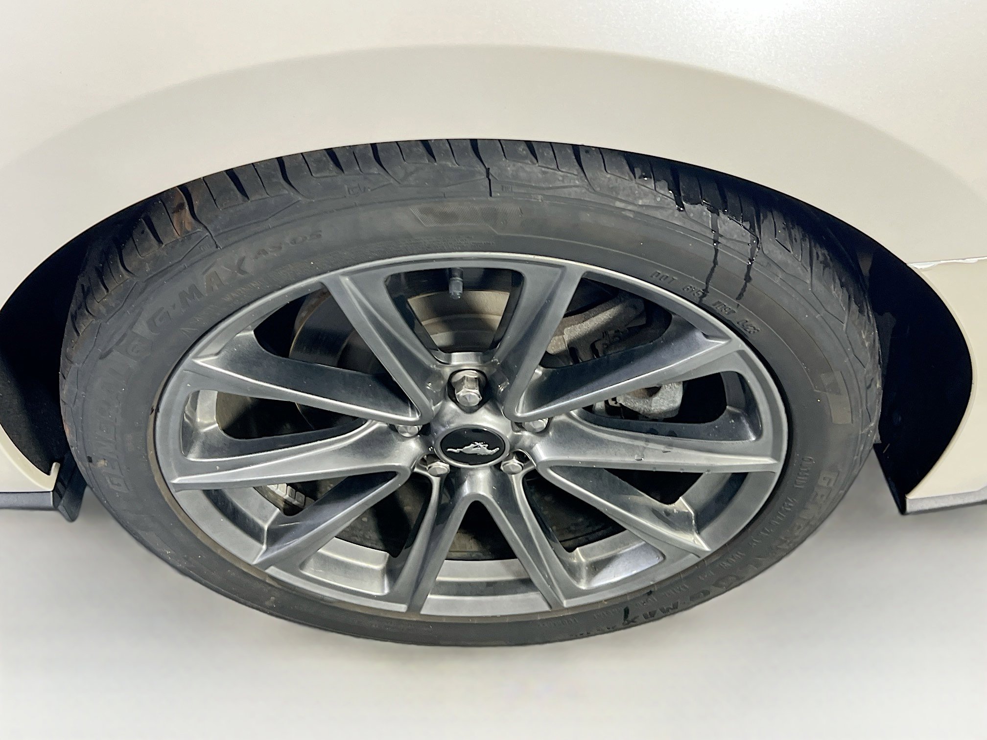 Used 2017 Ford Mustang GT Premium w/ Equipment Group 401A image 29