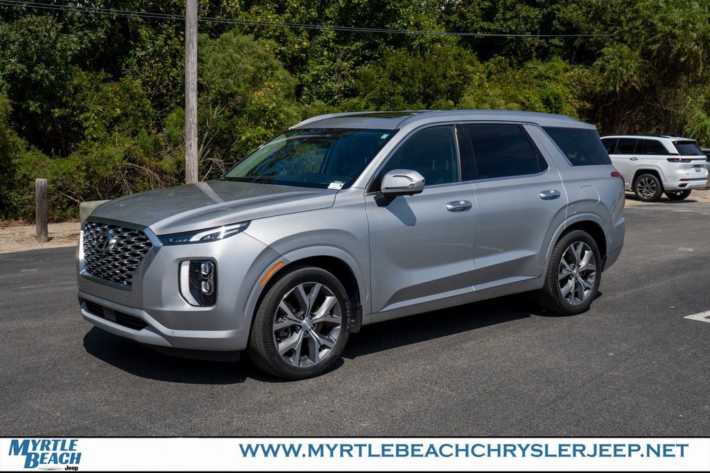 Used 2022 Hyundai Palisade Limited w/ Cargo Package image 2