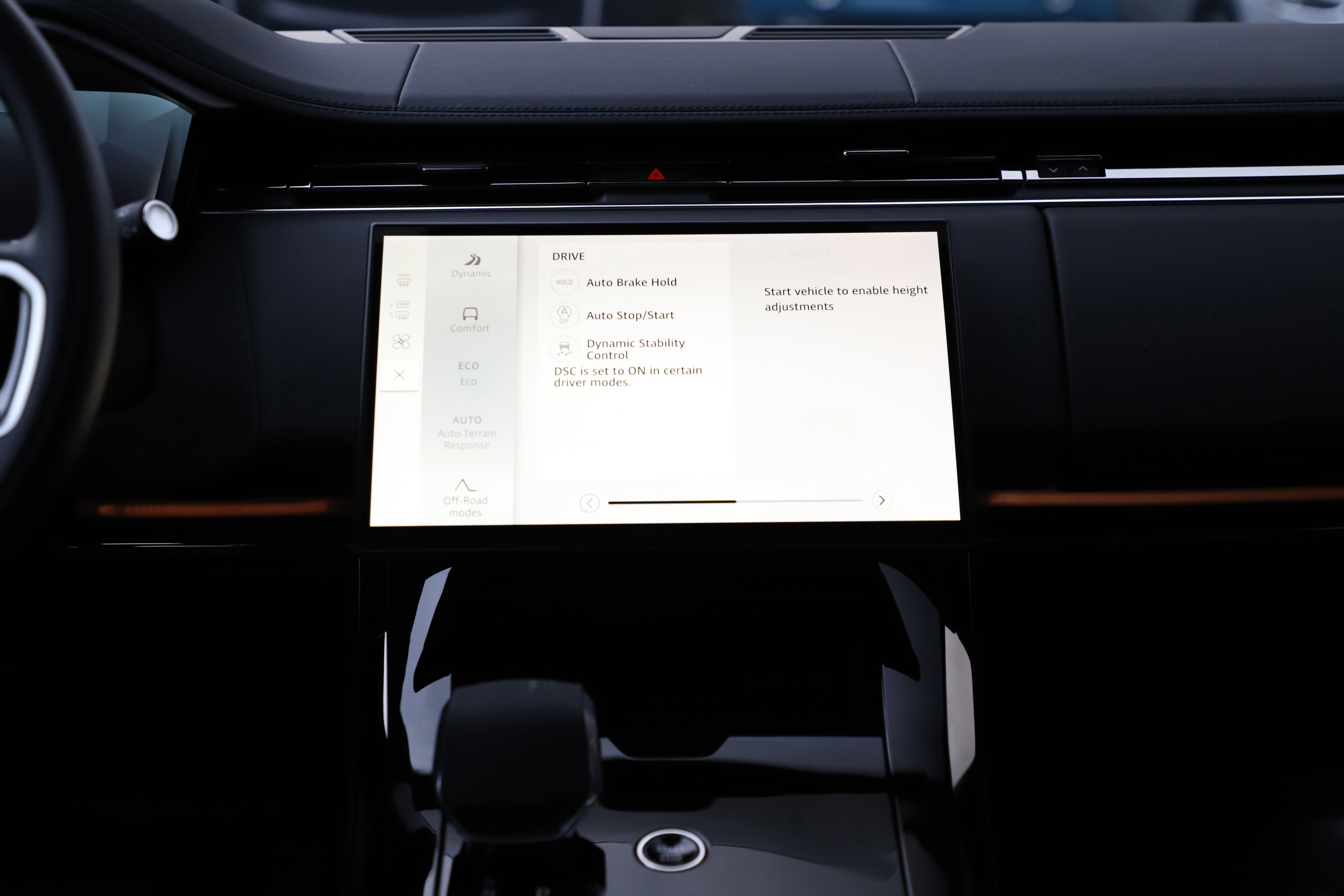 Certified 2025 Land Rover Range Rover Sport image 16