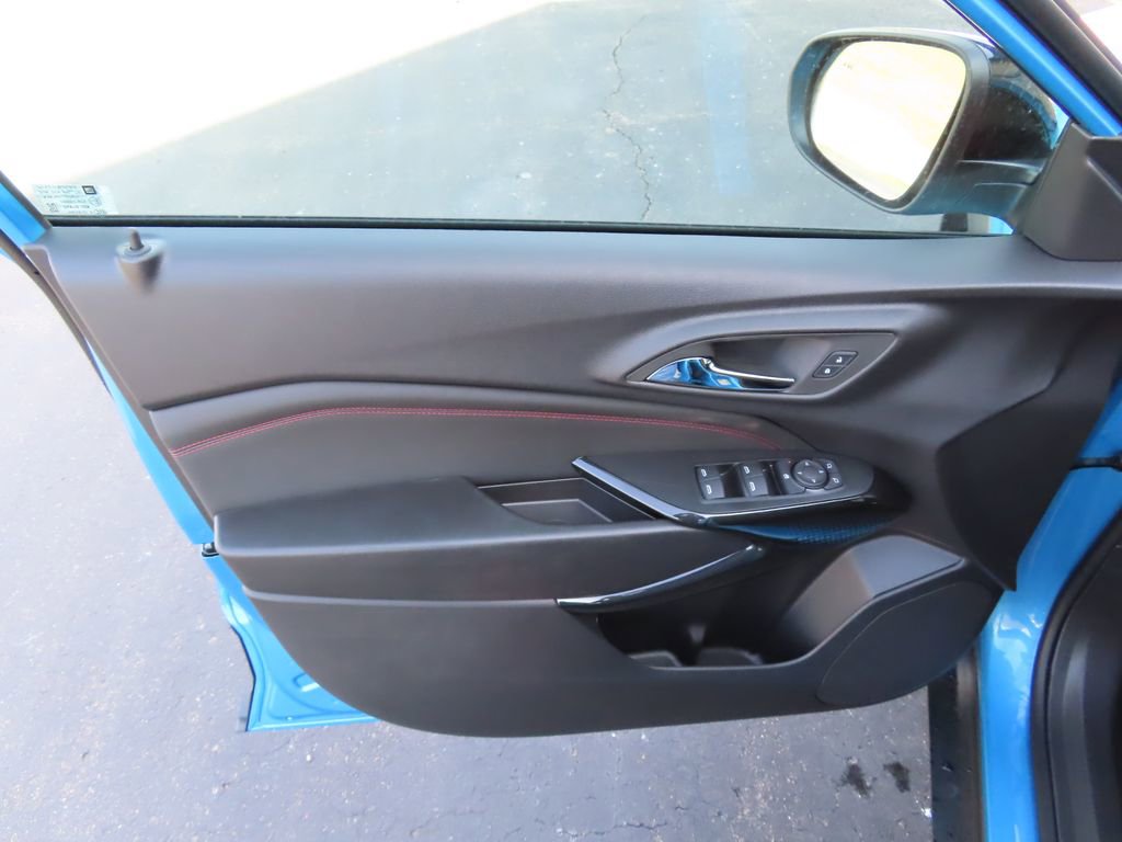 New 2026 Chevrolet Trax RS w/ Sunroof Package image 21