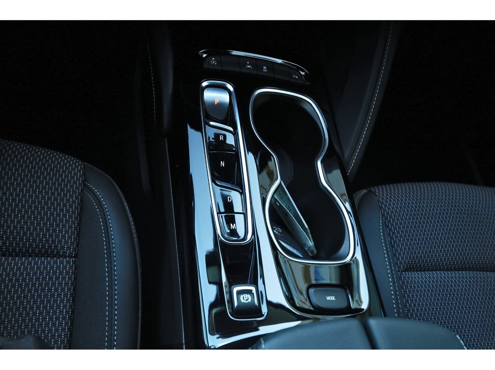 Used 2023 Buick Envision Preferred FWD image 28