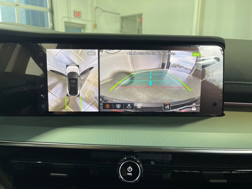 New 2026 Nissan Murano Platinum w/ Cargo Package AWD/4WD image 12