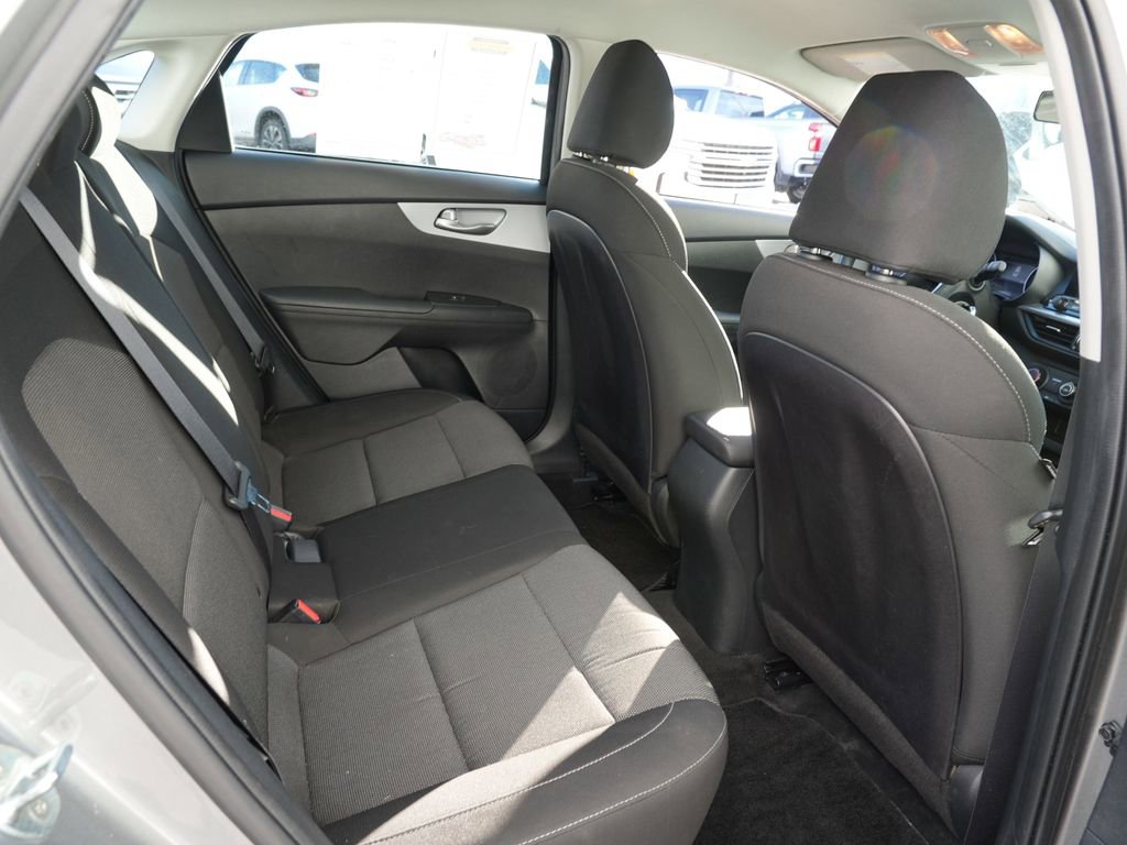 Used 2022 Kia Forte LXS image 29