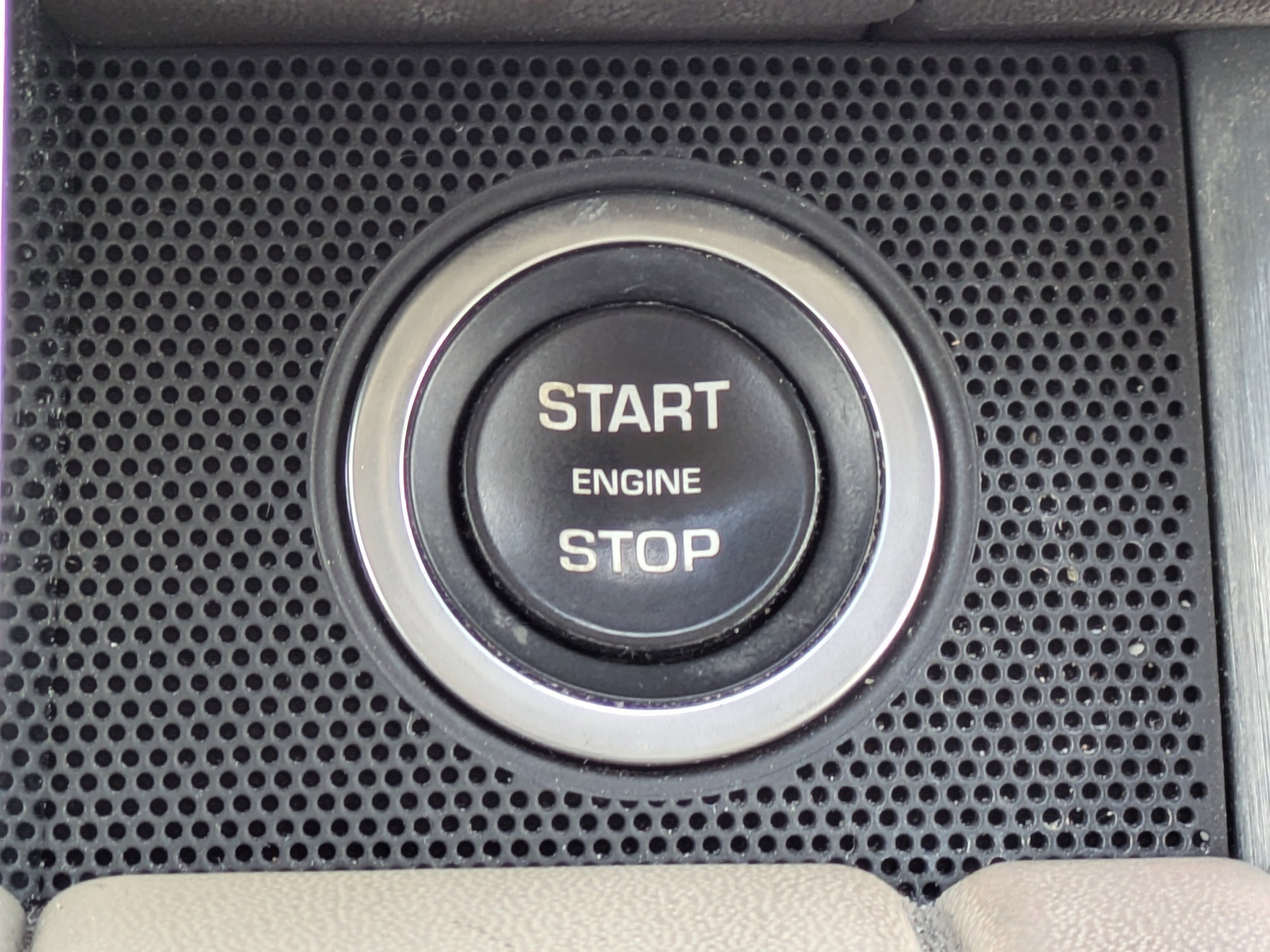 Used 2018 Land Rover Range Rover HSE image 35