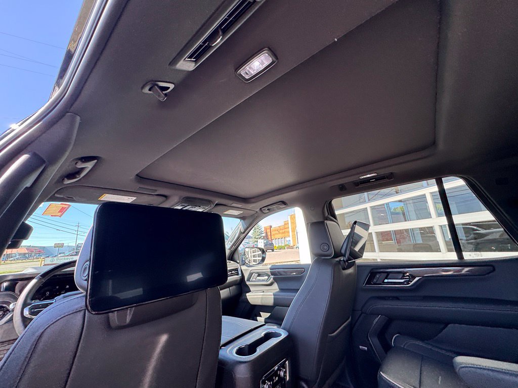 Used 2026 GMC Yukon Elevation w/ Elevation Premium Package AWD/4WD image 27