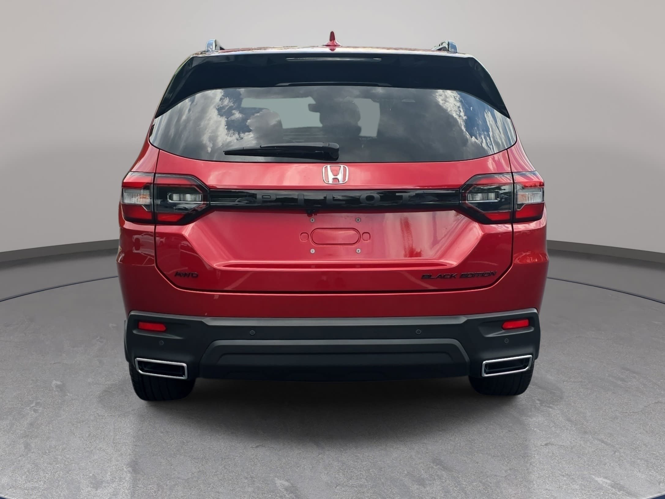 Used 2025 Honda Pilot Black Edition image 6