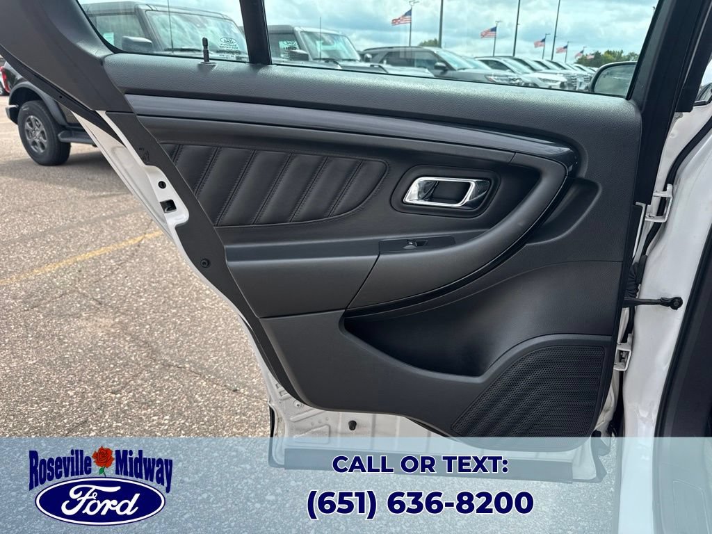 Used 2017 Ford Taurus SHO w/ Driver Assist Package AWD/4WD image 33