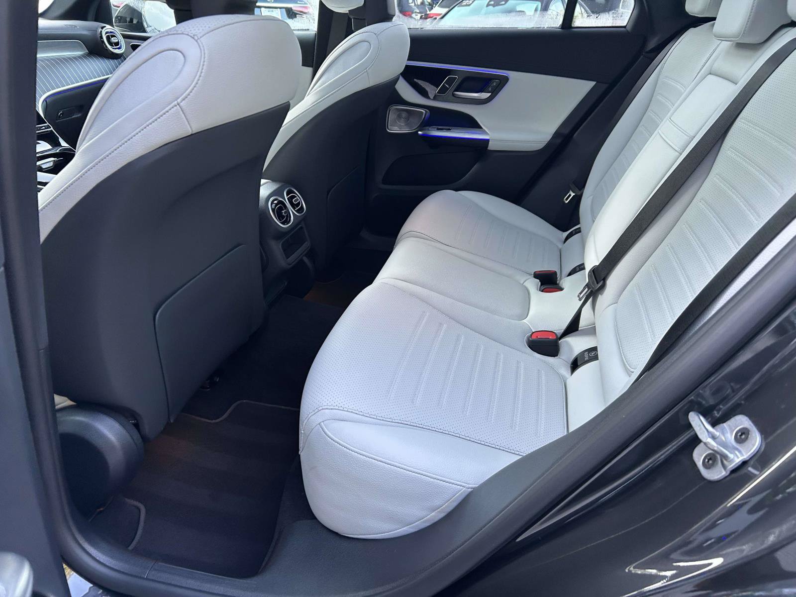 Certified 2025 Mercedes-Benz GLC 350e 4MATIC image 40