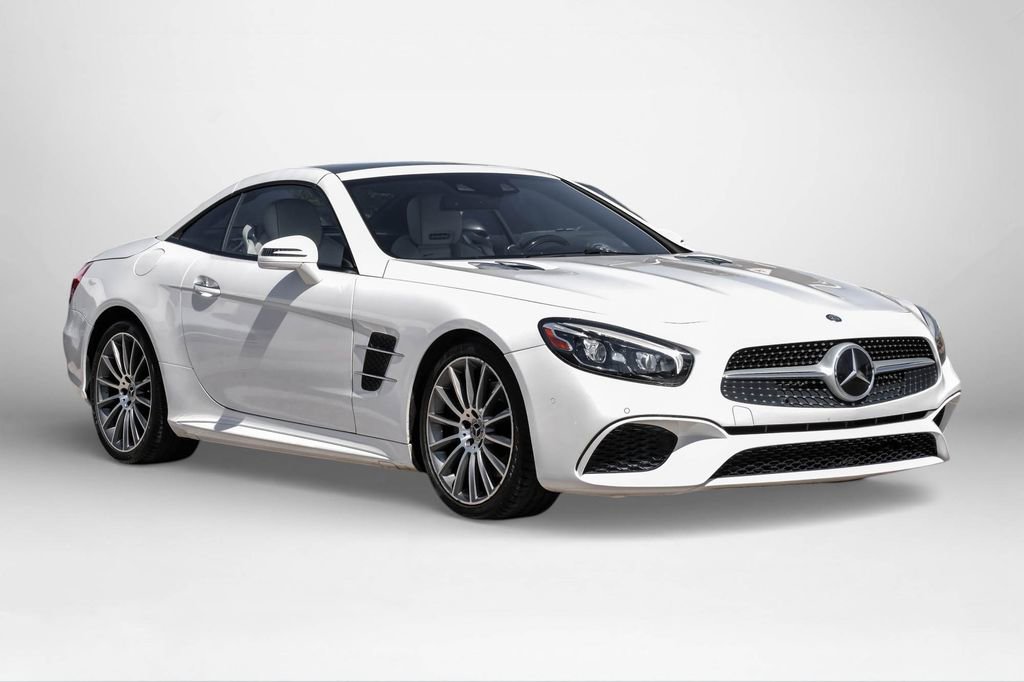 Used 2017 Mercedes-Benz SL 450 image 4