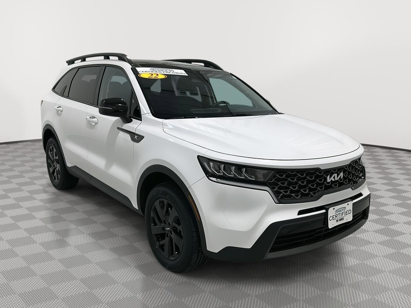 Used 2022 Kia Sorento S w/ Panoramic Sunroof Package AWD/4WD image 7