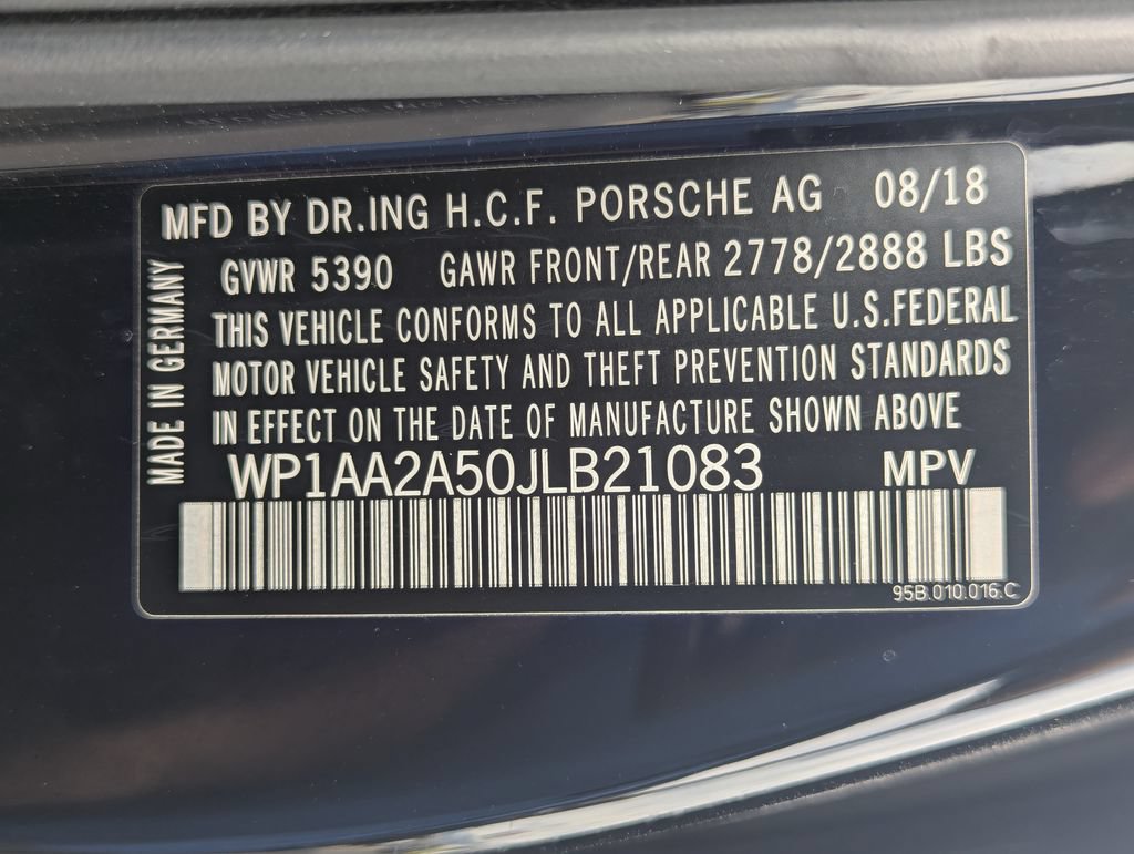 Used 2018 Porsche Macan AWD/4WD image 37