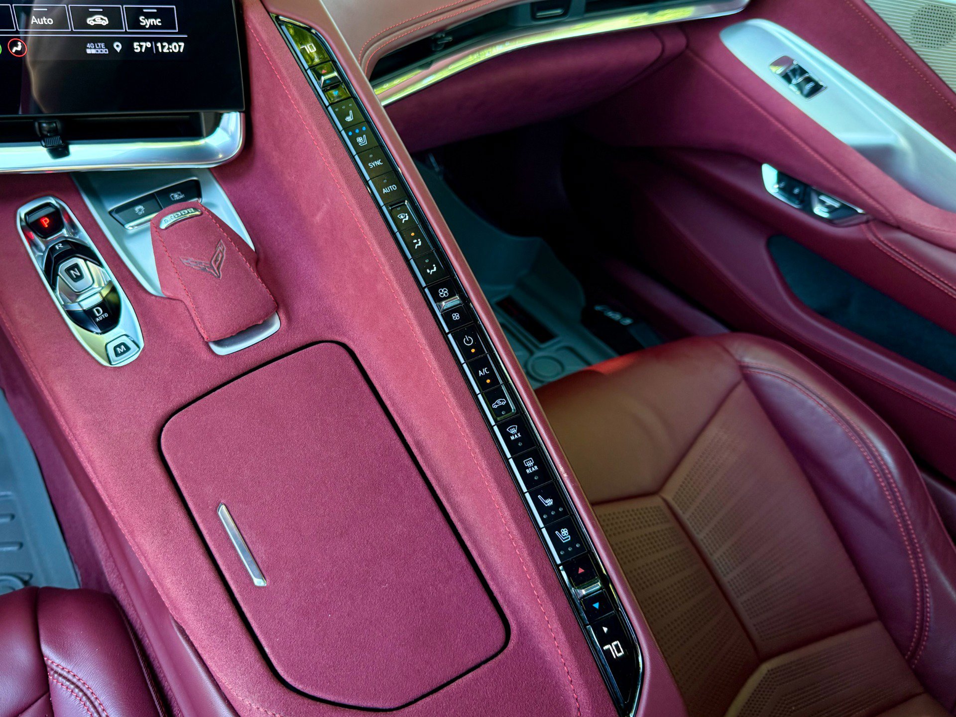 Used 2020 Chevrolet Corvette Stingray Premium Conv w/ 3LT Preferred Equipment Group RWD image 27