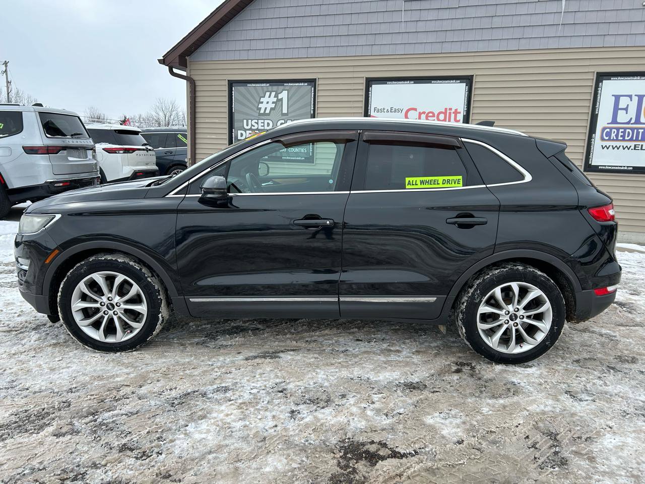 Used 2015 Lincoln MKC AWD w/ Equipment Group 101A Select image 8