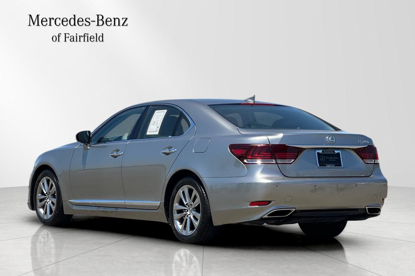 Used 2016 Lexus LS 460 w/ Comfort Package RWD image 6