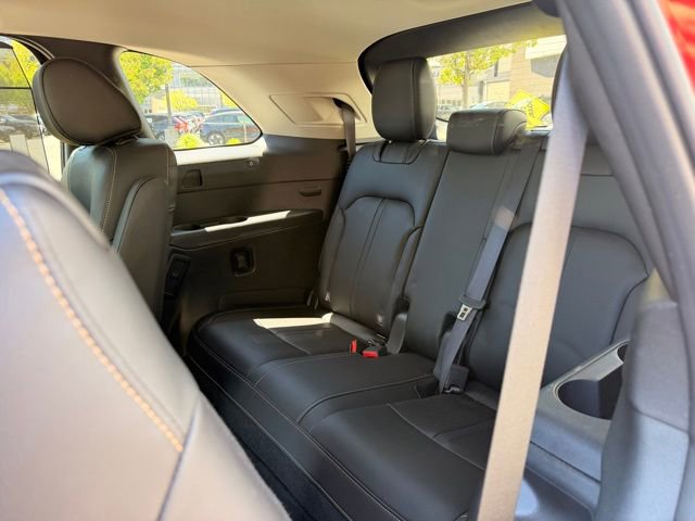 Used 2024 MAZDA CX-90 Plug-In Hybrid w/ Preferred AWD/4WD image 13