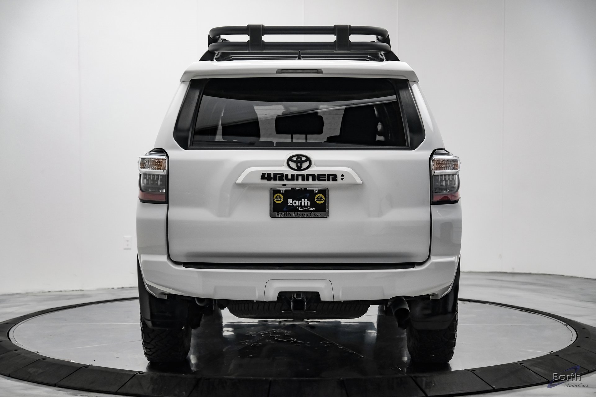 Used 2023 Toyota 4Runner SR5 Premium image 10