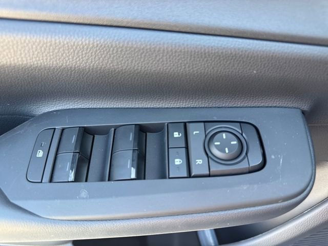 New 2026 Toyota Prius Plug-In Hybrid image 17