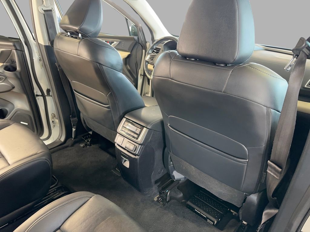 Used 2022 Subaru Ascent Limited w/ Technology Package AWD/4WD image 19