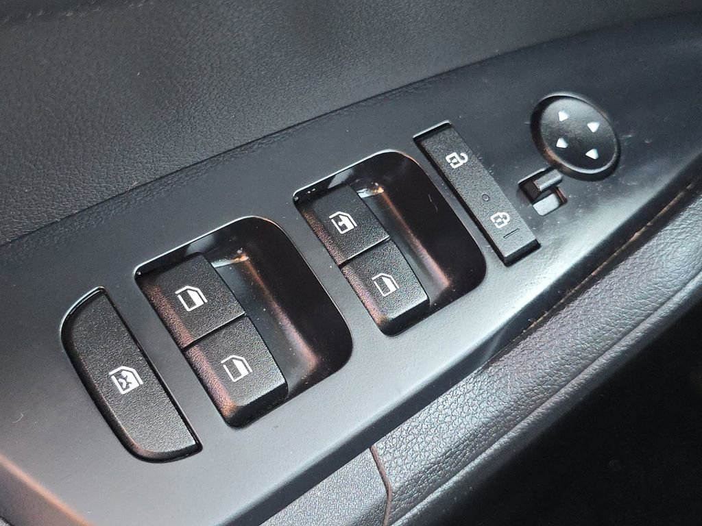 Used 2023 Kia Sportage LX image 23