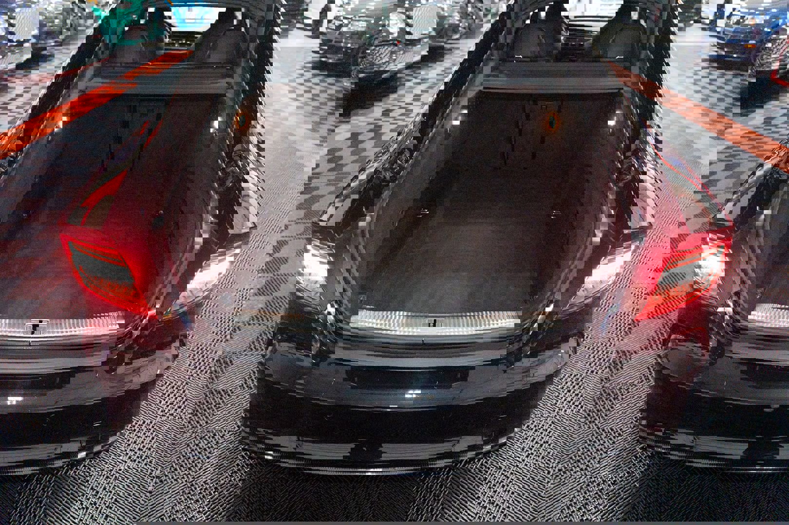 Used 2016 Audi RS 7 Prestige w/ Carbon-Optic Package image 28