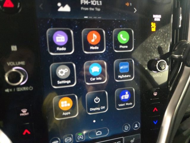 Used 2023 Subaru Outback Limited image 10