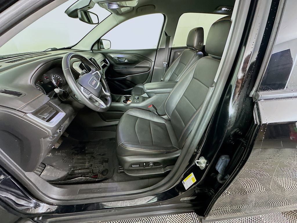 Used 2021 GMC Terrain SLT image 28