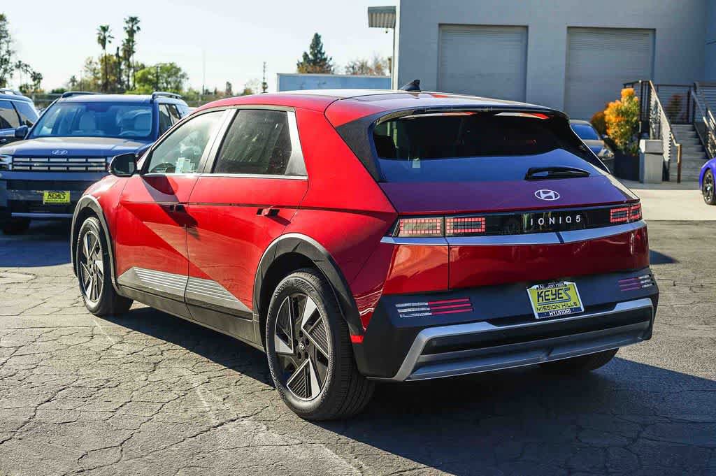 New 2026 Hyundai Ioniq 5 SEL RWD image 2