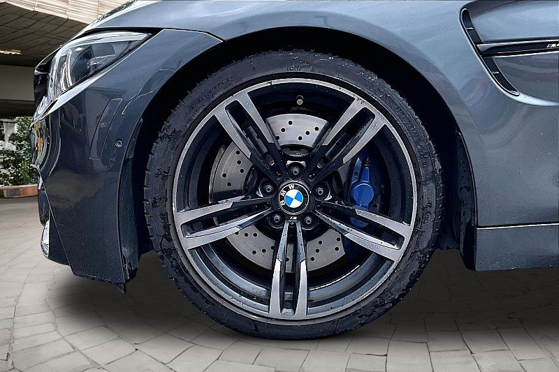 Used 2016 BMW M4 Coupe RWD image 7