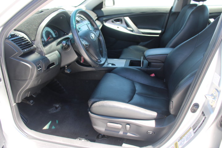 Used 2007 Toyota Camry SE FWD image 11