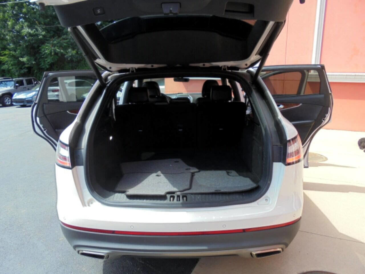 Used 2019 Lincoln Nautilus Select image 28