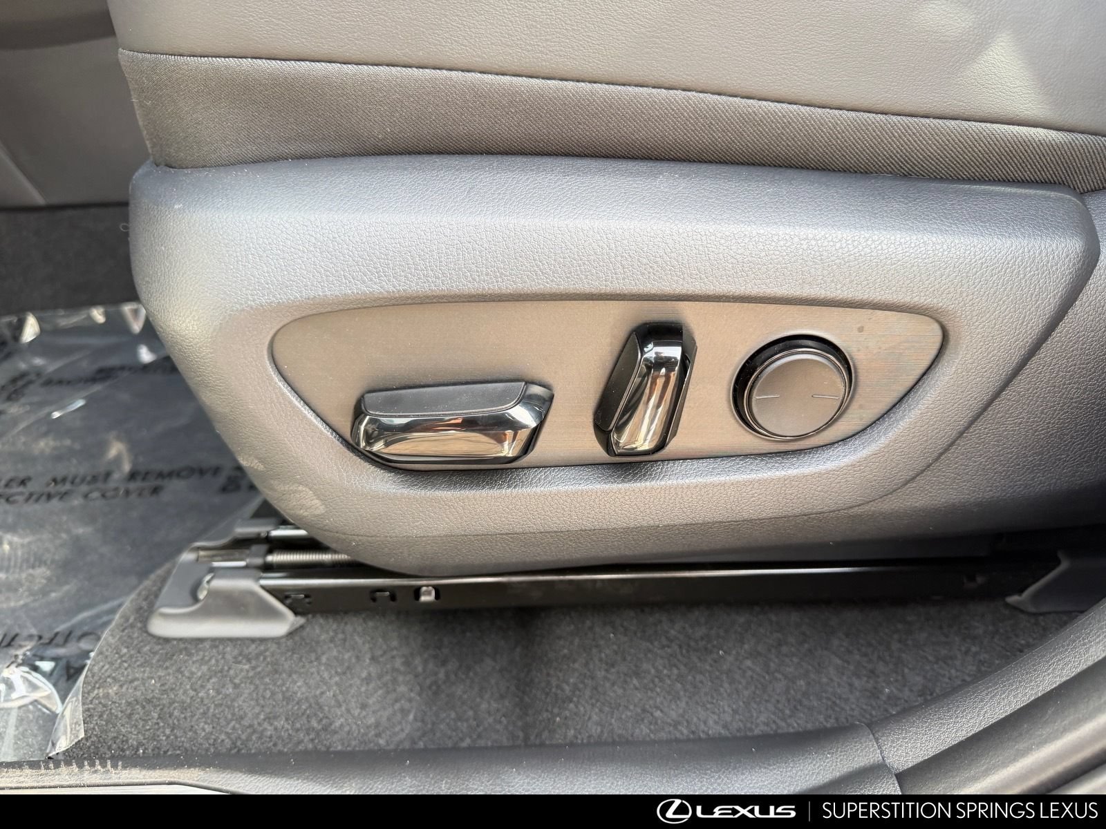 New 2026 Lexus NX 350 AWD image 13