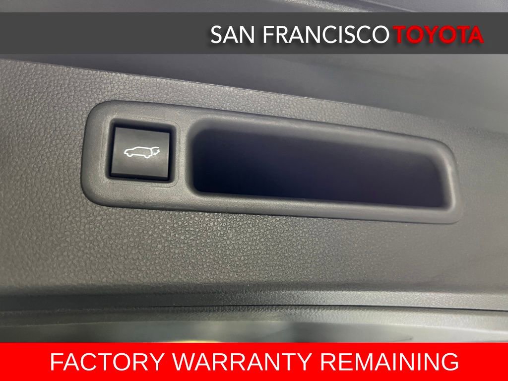 Certified 2025 Toyota Highlander XLE image 43