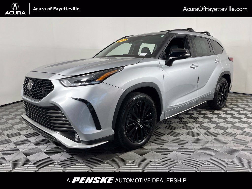 Used 2023 Toyota Highlander XSE FWD image 1