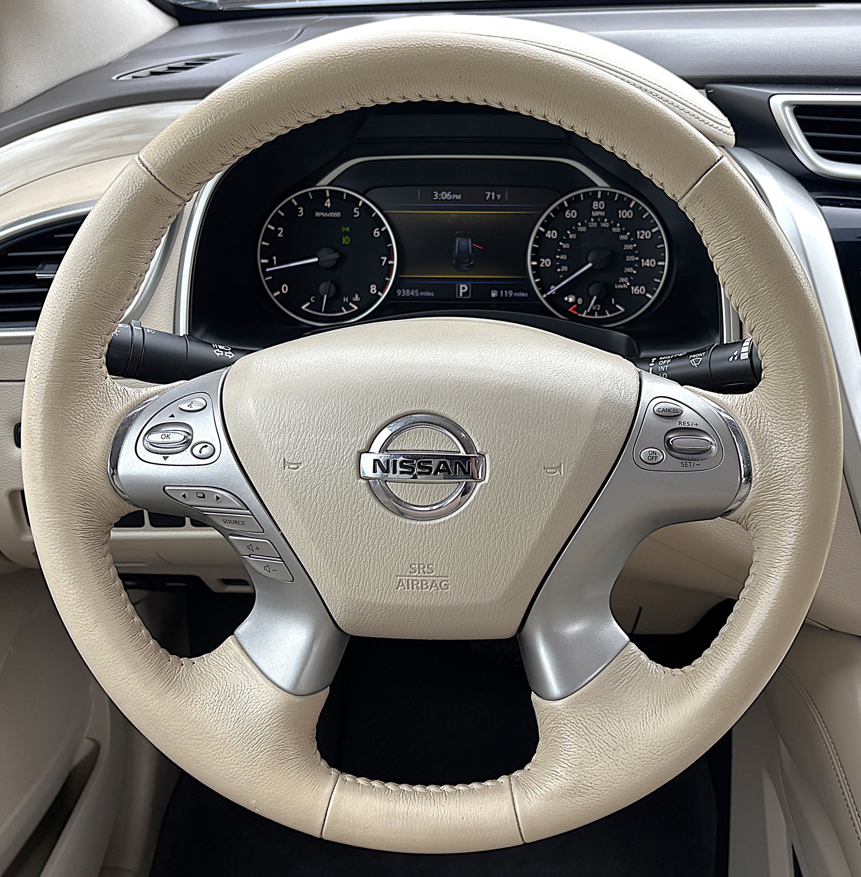 Used 2016 Nissan Murano SV w/ Cargo Package image 12