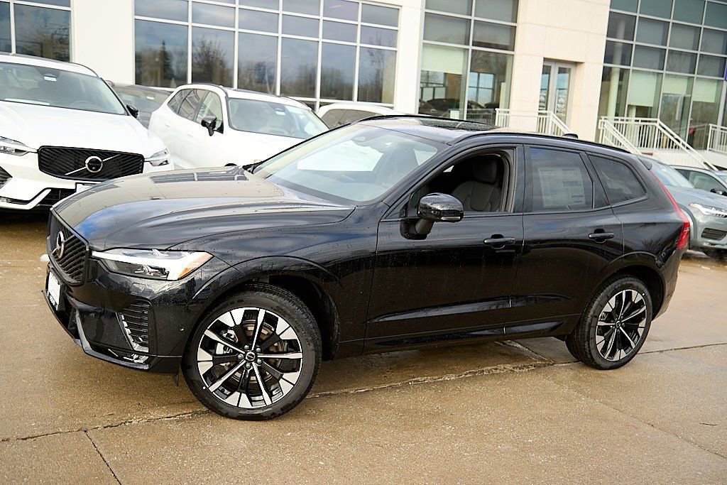 New 2026 Volvo XC60 B5 Plus w/ Protection Package Premier image 3