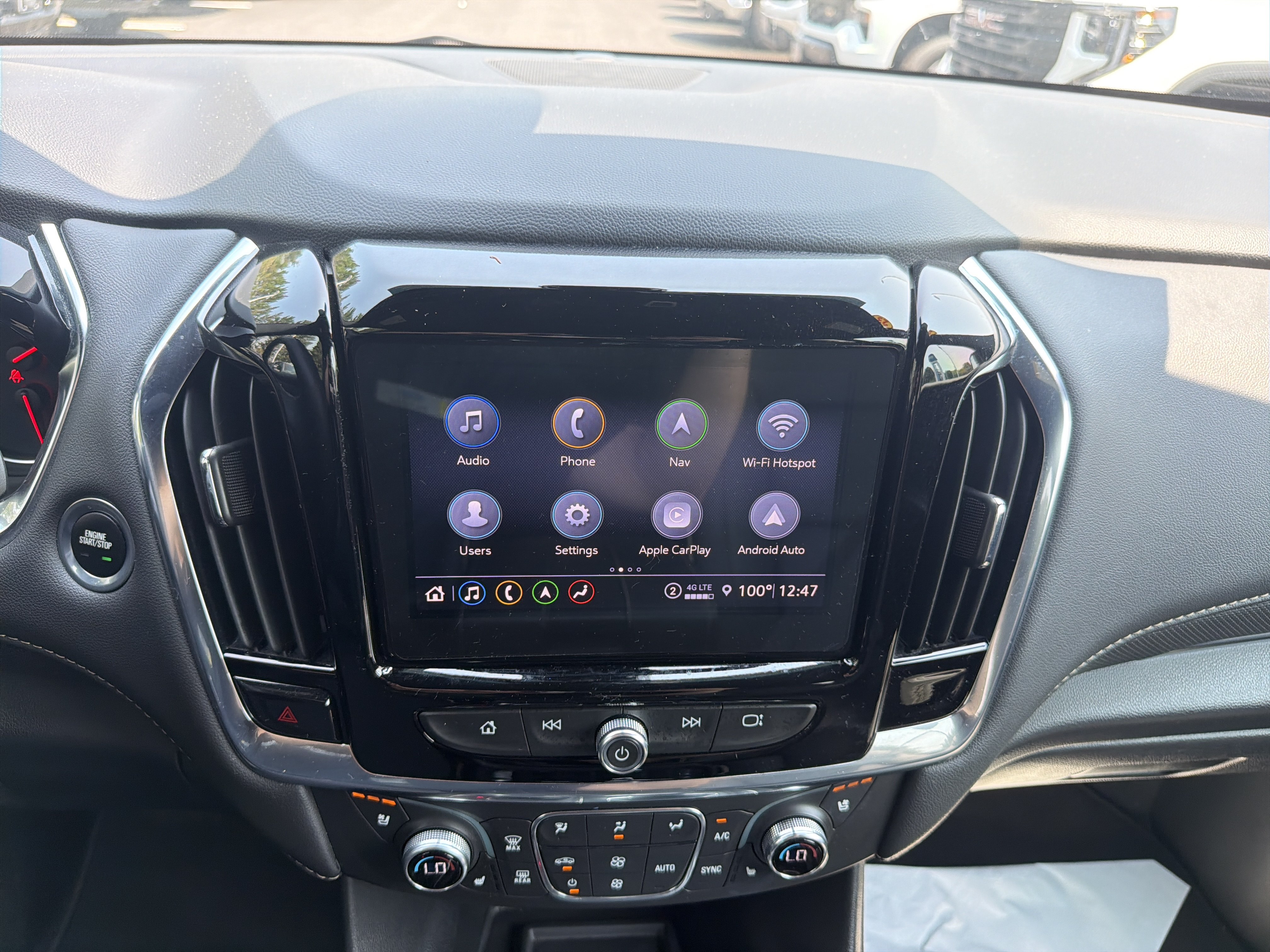 Used 2023 Chevrolet Traverse Premier AWD/4WD image 23