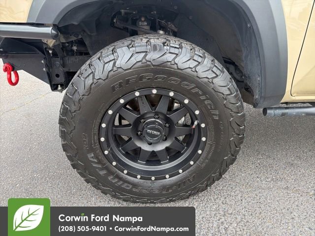 Used 2020 Toyota Tacoma TRD Off-Road w/ Technology Package AWD/4WD image 9