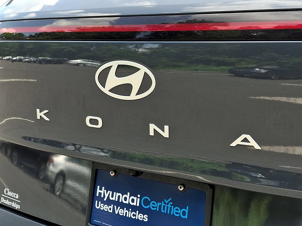 Certified 2024 Hyundai Kona SEL AWD/4WD image 30