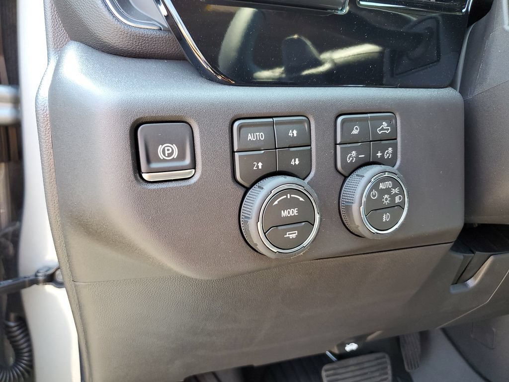 New 2026 GMC Sierra 2500 SLE w/ SLE Value Package; AWD/4WD image 16