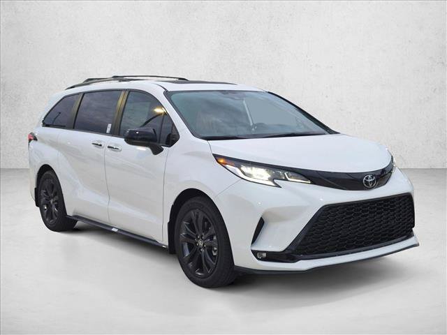 New 2026 Toyota Sienna XSE FWD image 6